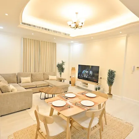 Beautiful 3 Bedroom Apartment Al Khobar Exterior photo