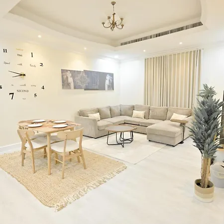 Beautiful 3 Bedroom Apartment Al Khobar Exterior photo