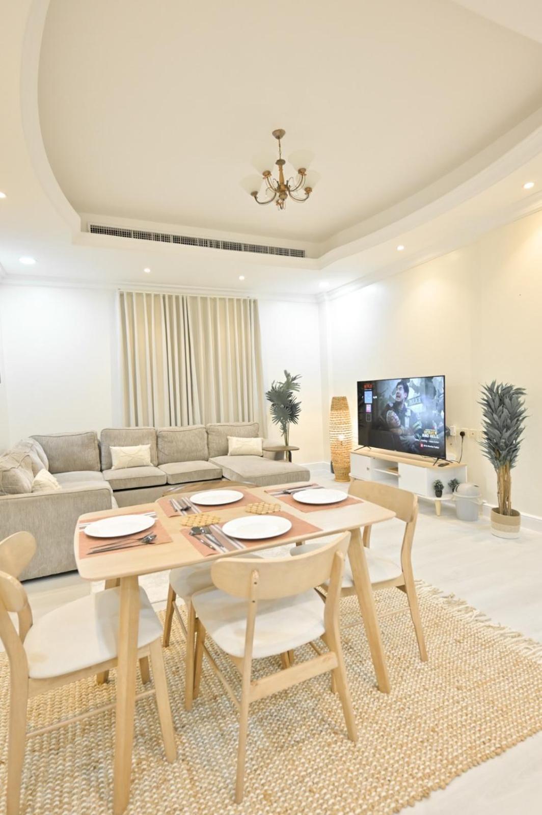 Beautiful 3 Bedroom Apartment