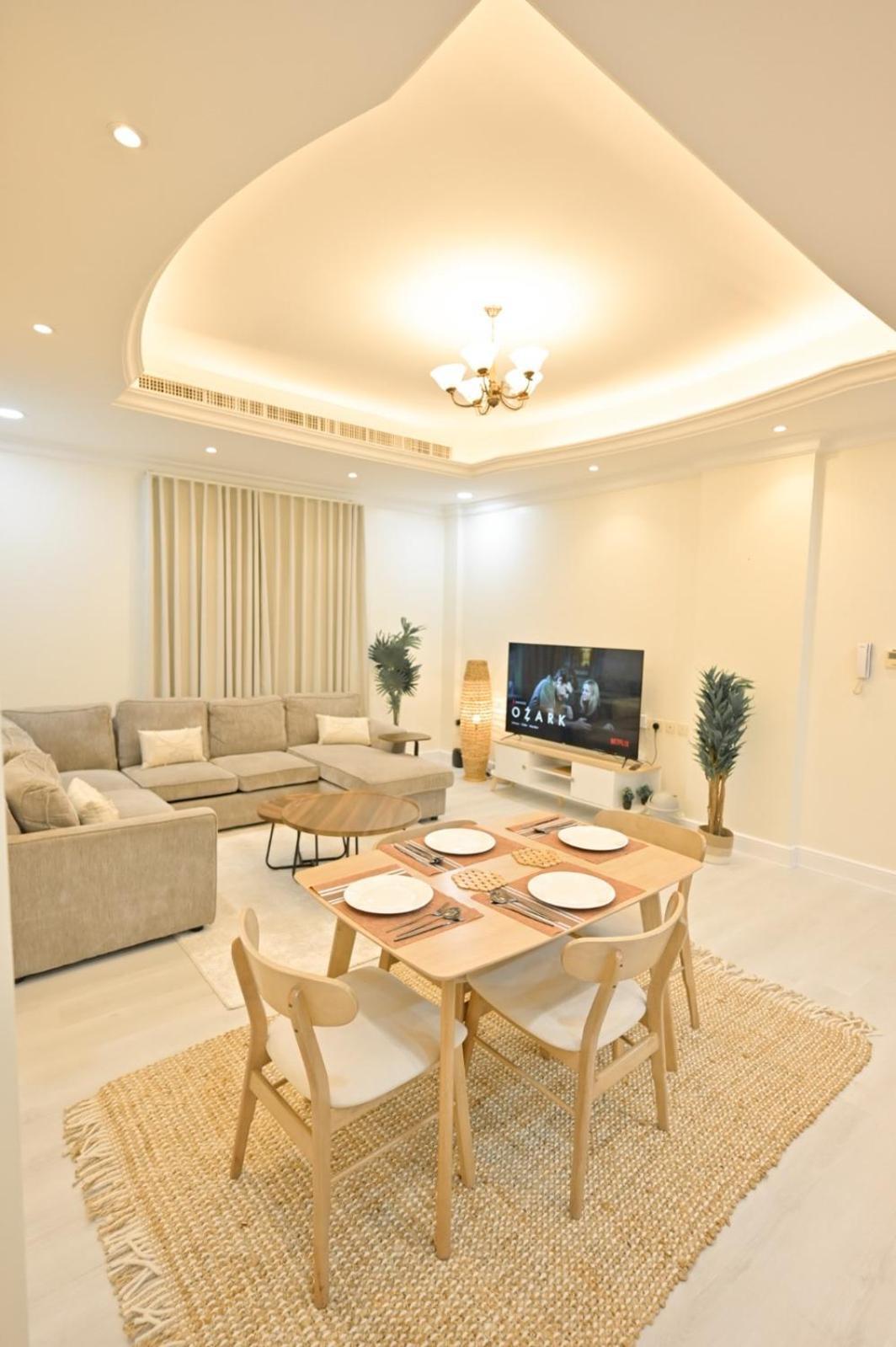 Beautiful 3 Bedroom *